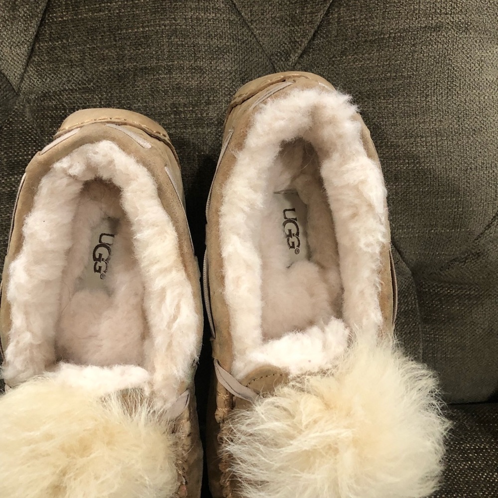 Uggs, Size 6 - image 3